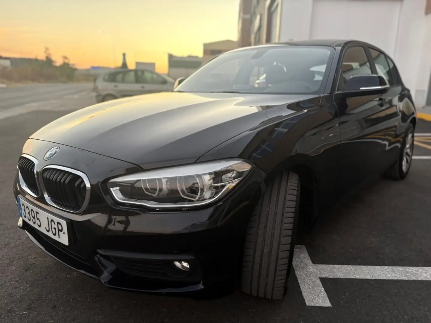 BMW 116 116d Negro - 2