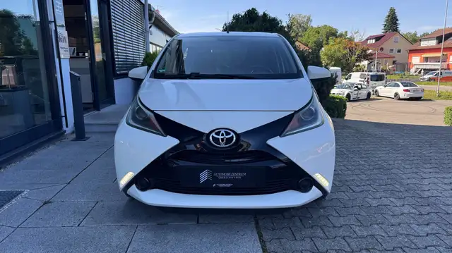 Toyota Aygo X view 9