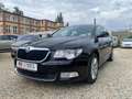 Skoda Superb 2.0 TDI CR DSG Ambition 1.Hand PDC NAVI Negro - thumbnail 12