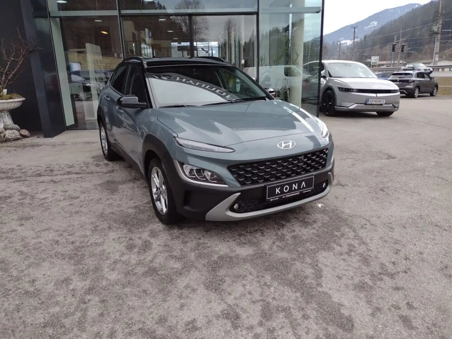 Hyundai KONA Trend Mild-Hybrid 2WD Schwarz - 1
