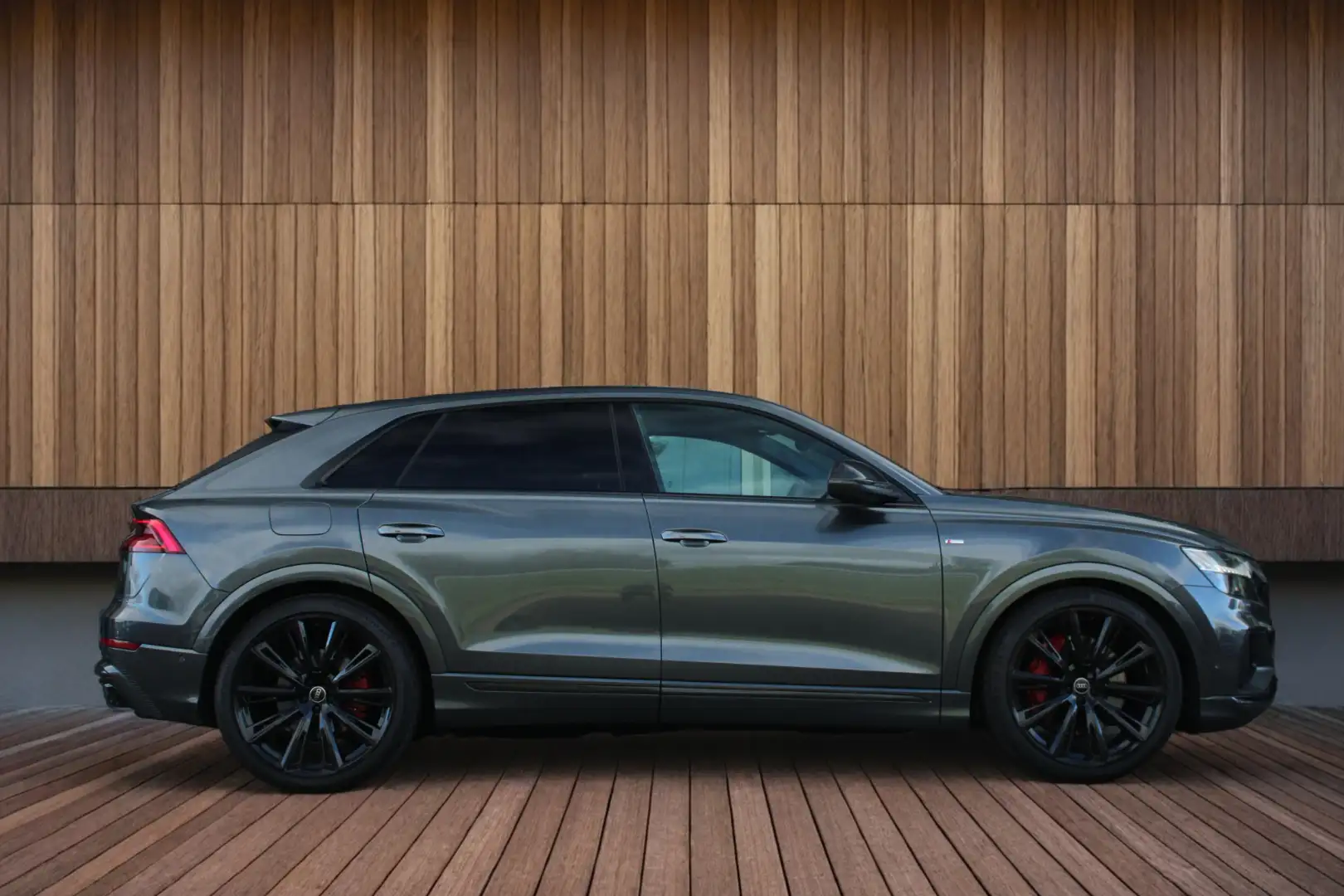 Audi Q8 60 TFSI e quattro Pro Line S Competition | Plus Ca Grijs - 2