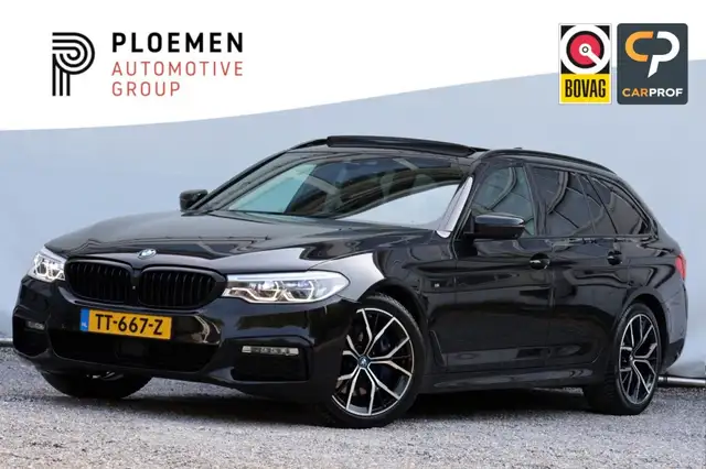 BMW Touring 530i M Sport - 258 pk **Pano / HuD / 4-wie