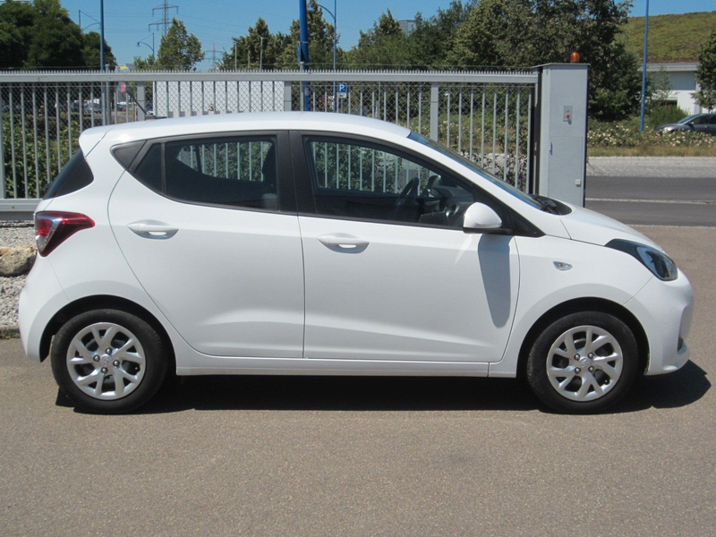 Hyundai i10 Trend — photo 10