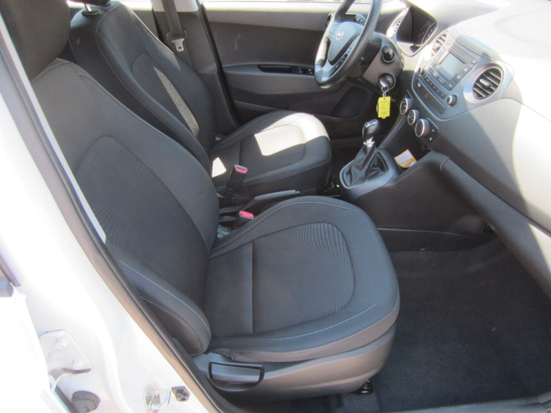 Hyundai i10 Trend — photo 6