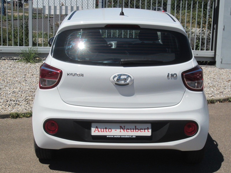Hyundai i10 Trend — photo 14