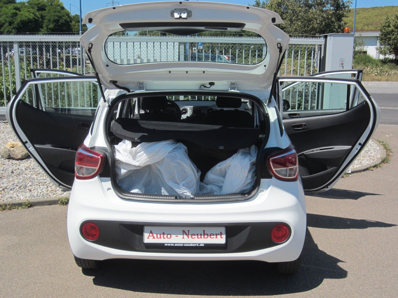 Hyundai i10 Trend — photo 8