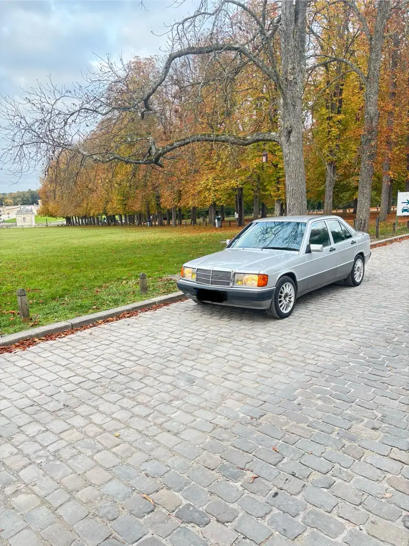 Mercedes-Benz 190 E 2.6 16V A - 1