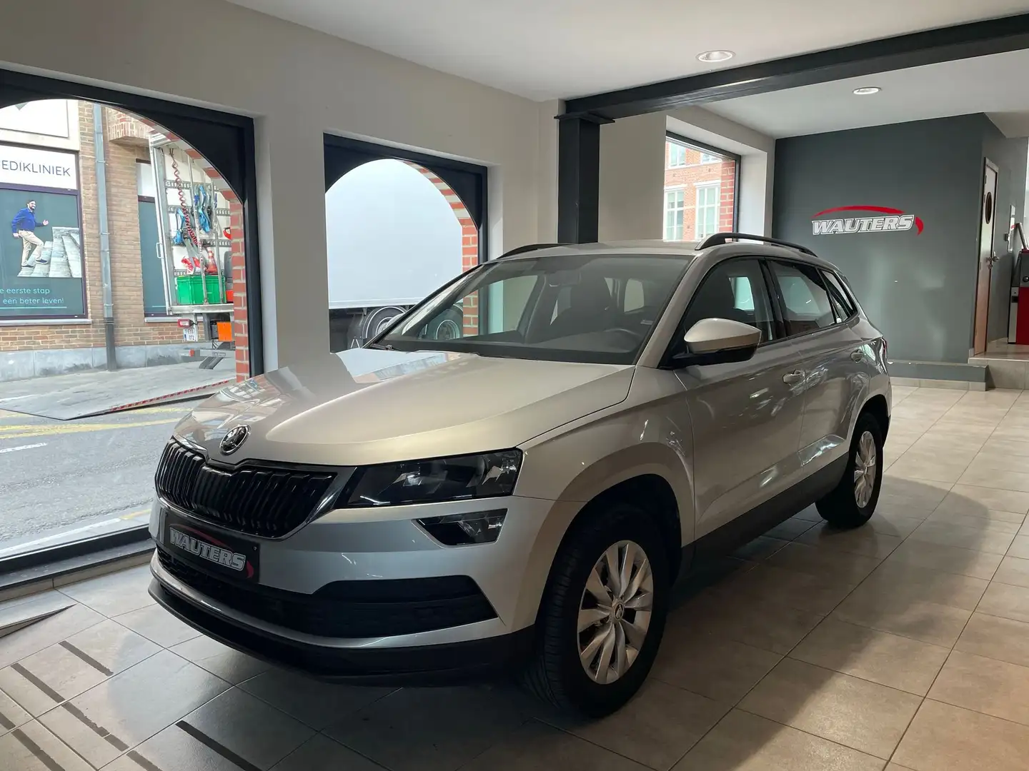 Skoda Karoq 1.5 TSI ACT Ambition DSG (EU6.2) Gris - 1