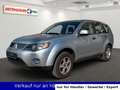 Mitsubishi Outlander 2.0 DI-D Invite 4WD AAC AHK Silber - thumbnail 1