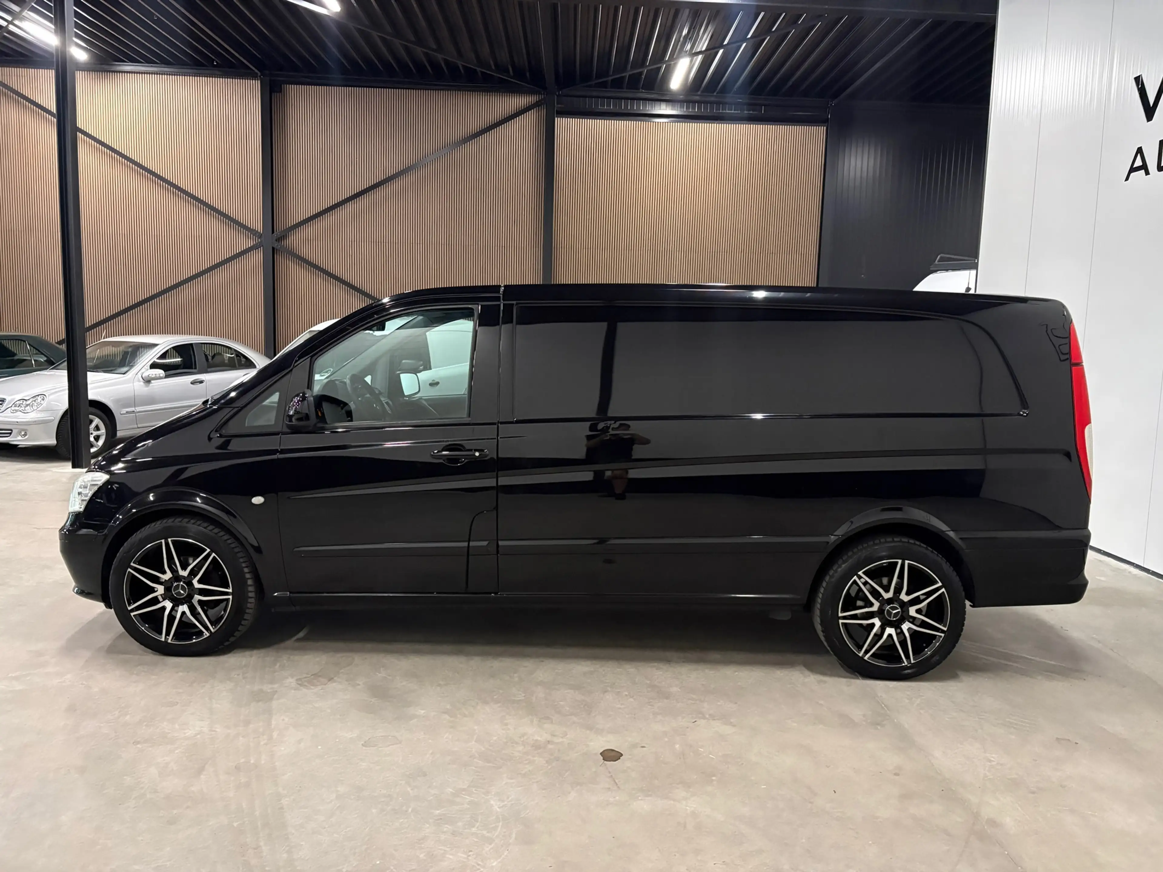 Mercedes-Benz Vito 122 CDI V6 Extra Lang Automaat Marge — photo 2