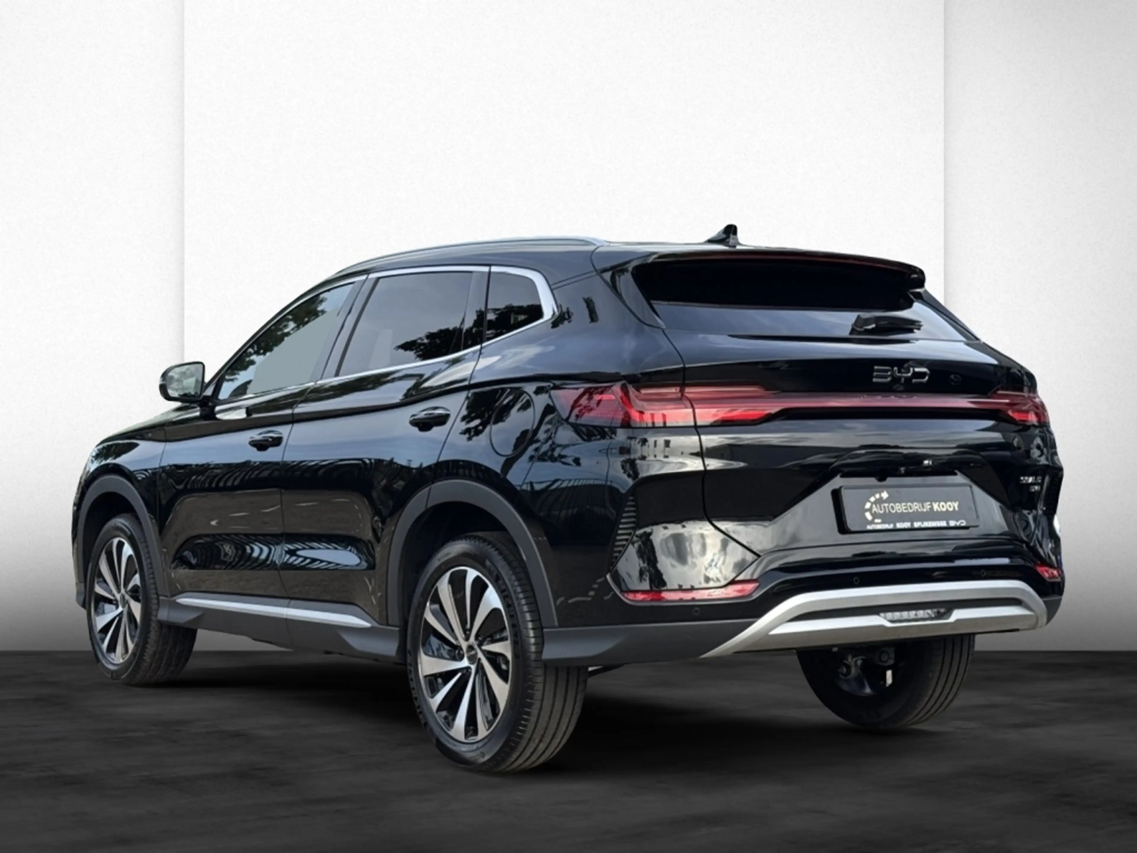 BYD Seal U 1.5 DM-i FWD Boost / demo — photo 4