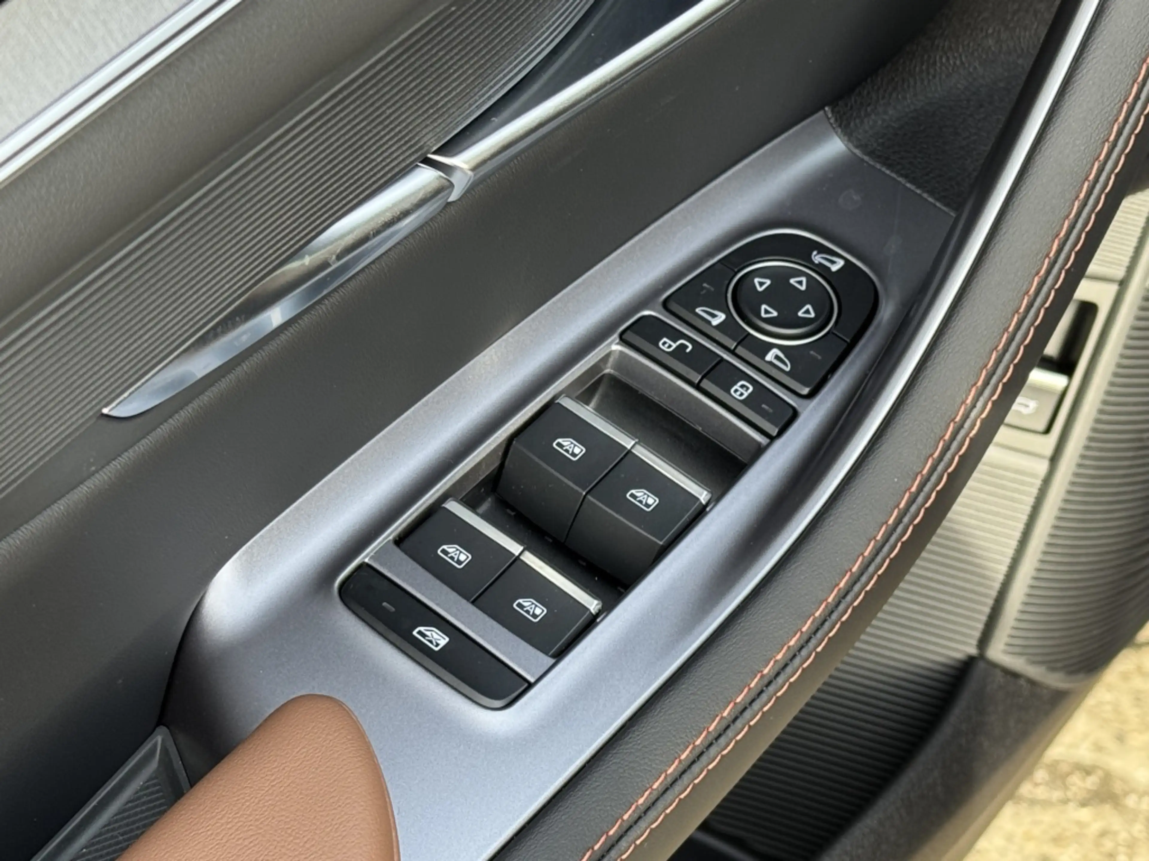 BYD Seal U 1.5 DM-i FWD Boost / demo — photo 12