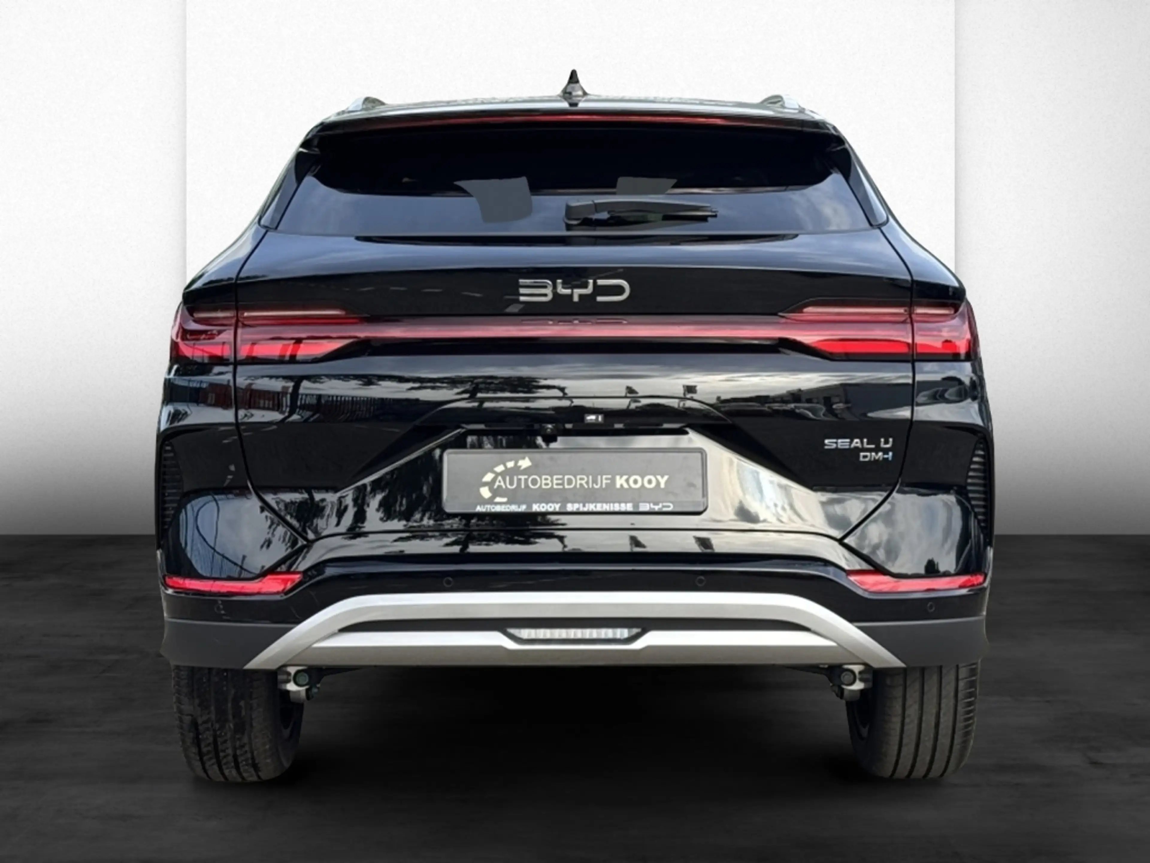 BYD Seal U 1.5 DM-i FWD Boost / demo — photo 9
