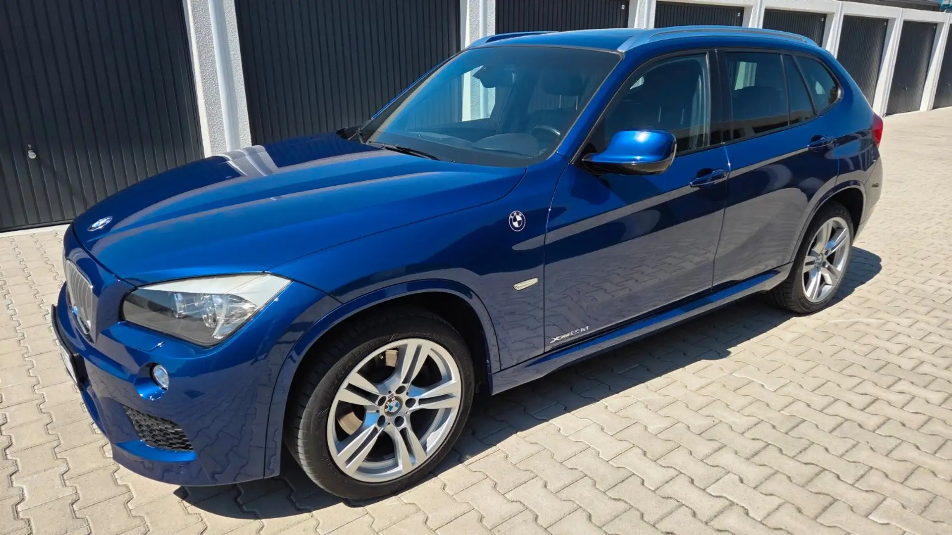 BMW X1 23d xDrive M-Sport PANO harman/kardon Bleu - 2