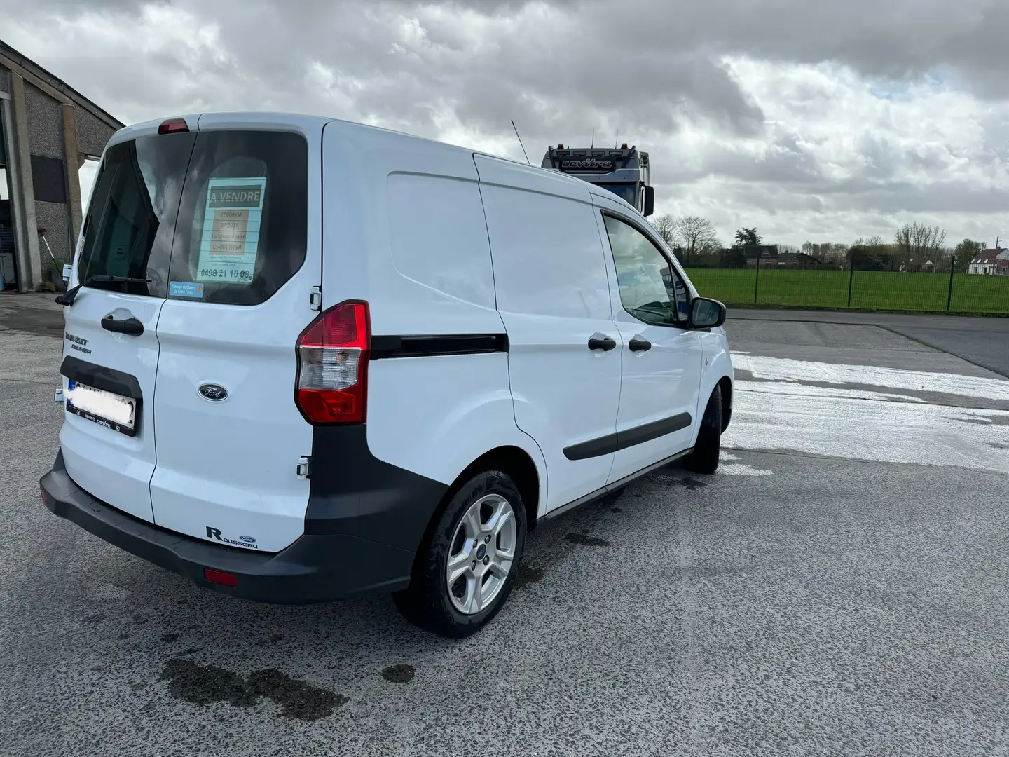 Ford Transit Courier Blanco - 2