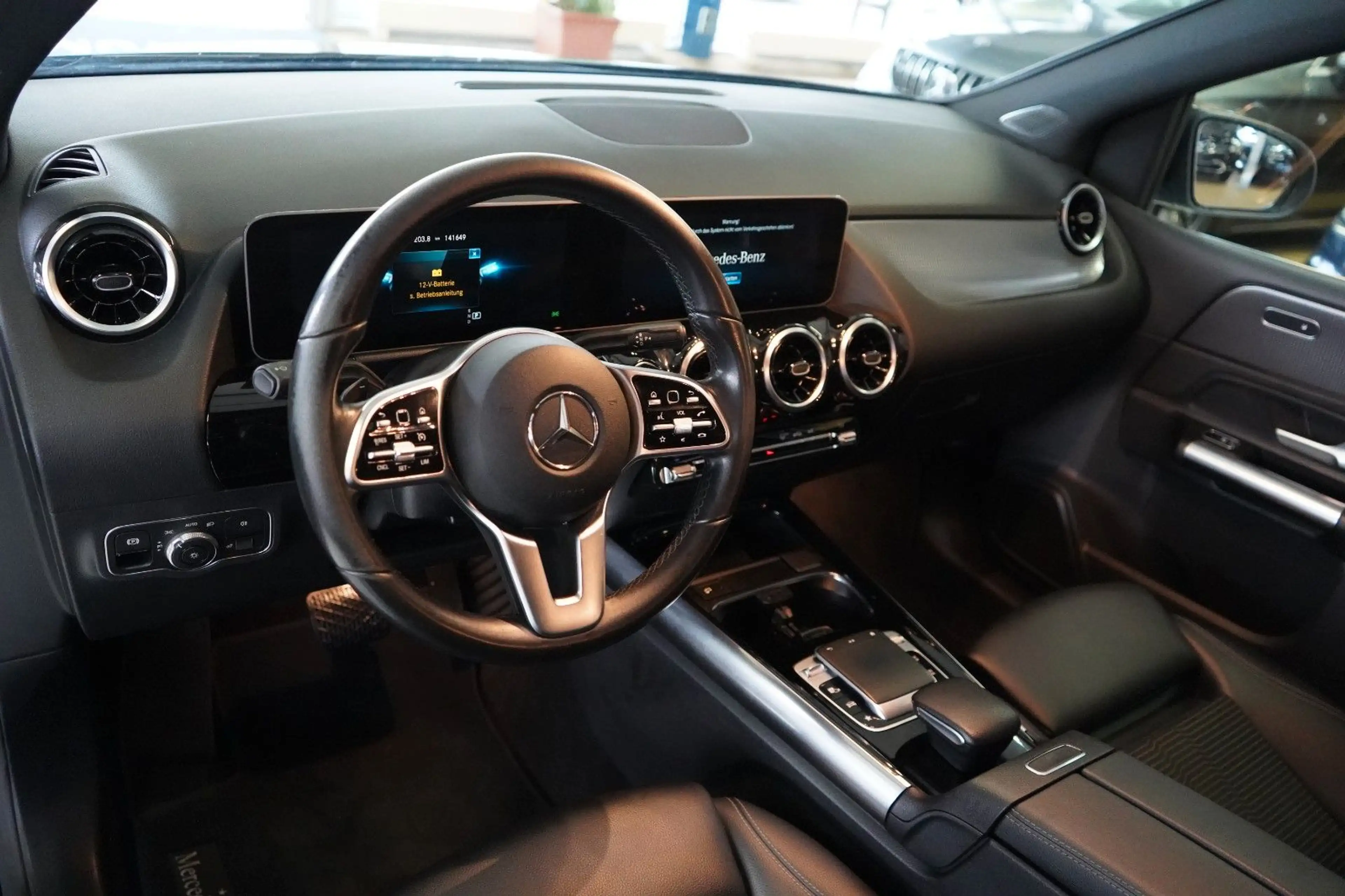 Mercedes-Benz B 180 d AUTOMATIK / XENON / NAVI / TEIL-LEDER — photo 11