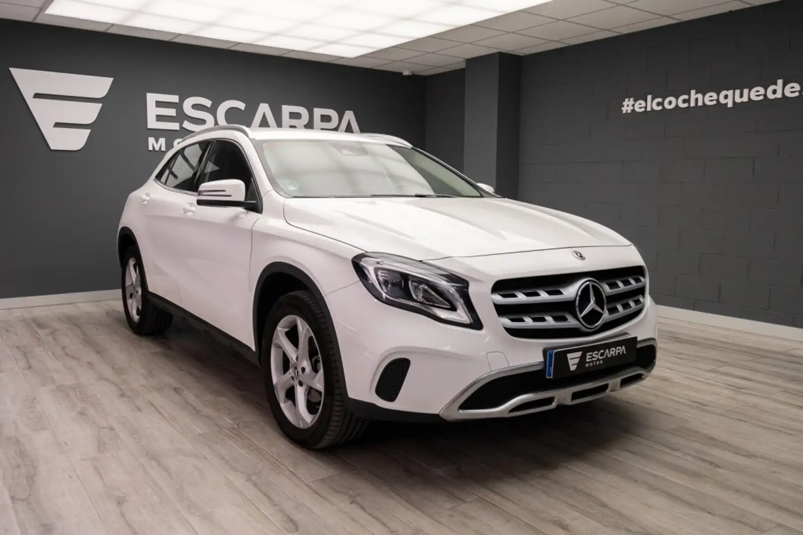 Mercedes-Benz GLA 200 200d 7G-DCT Blanco - 1