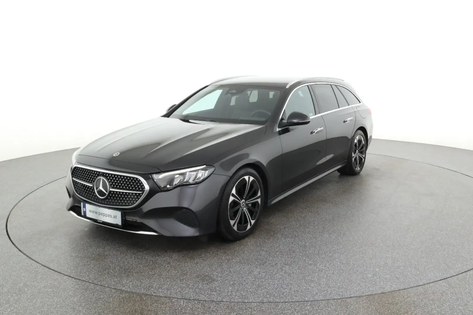 Mercedes-Benz E 300 de 4MATIC T-Modell mit EQ Hybrid Technologie Grau - 1