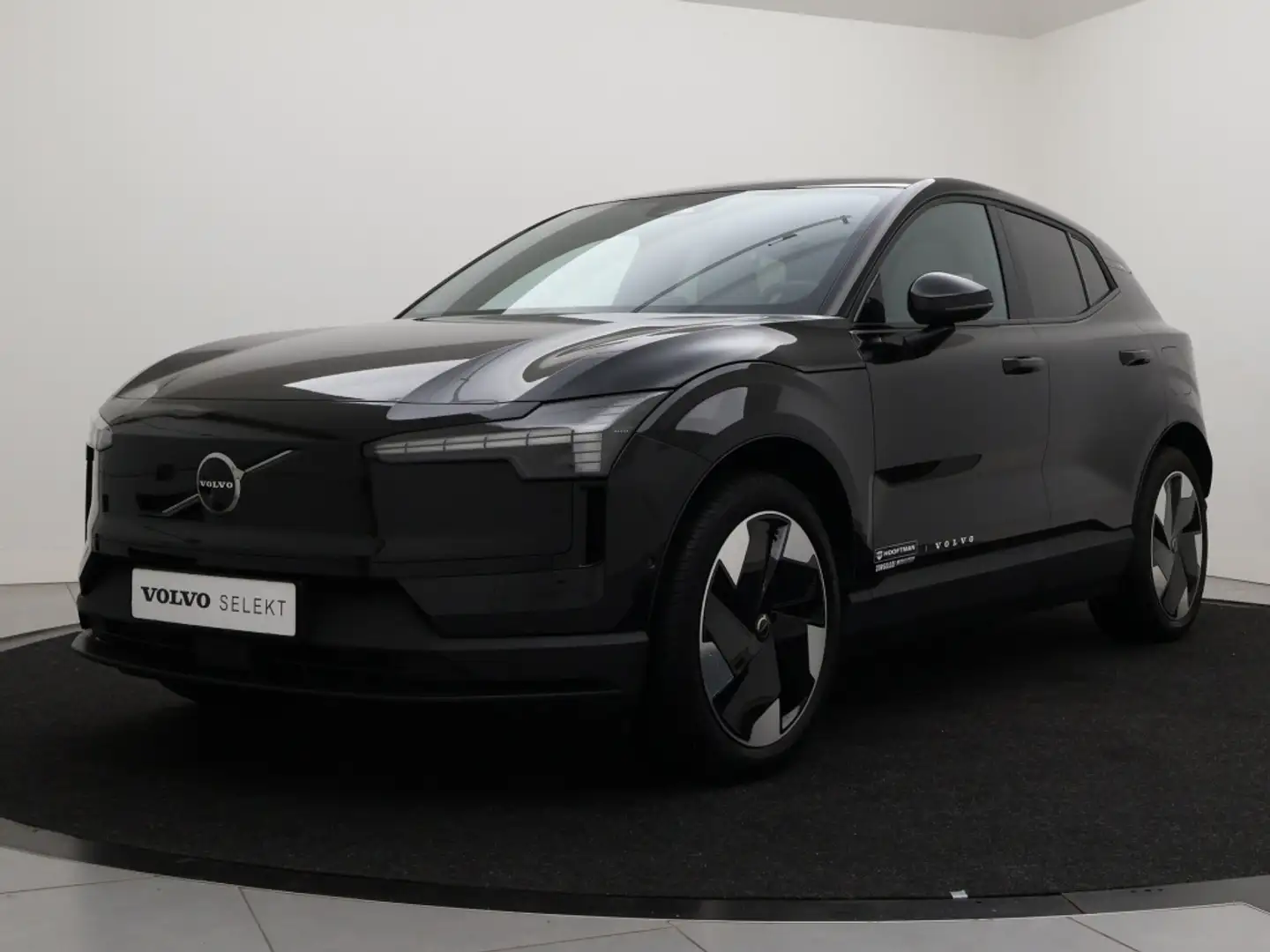 Volvo EX30 EXTENDED RANGE (SINGLE) ULTRA GETINT GLAS ACC BLIS Noir - 2