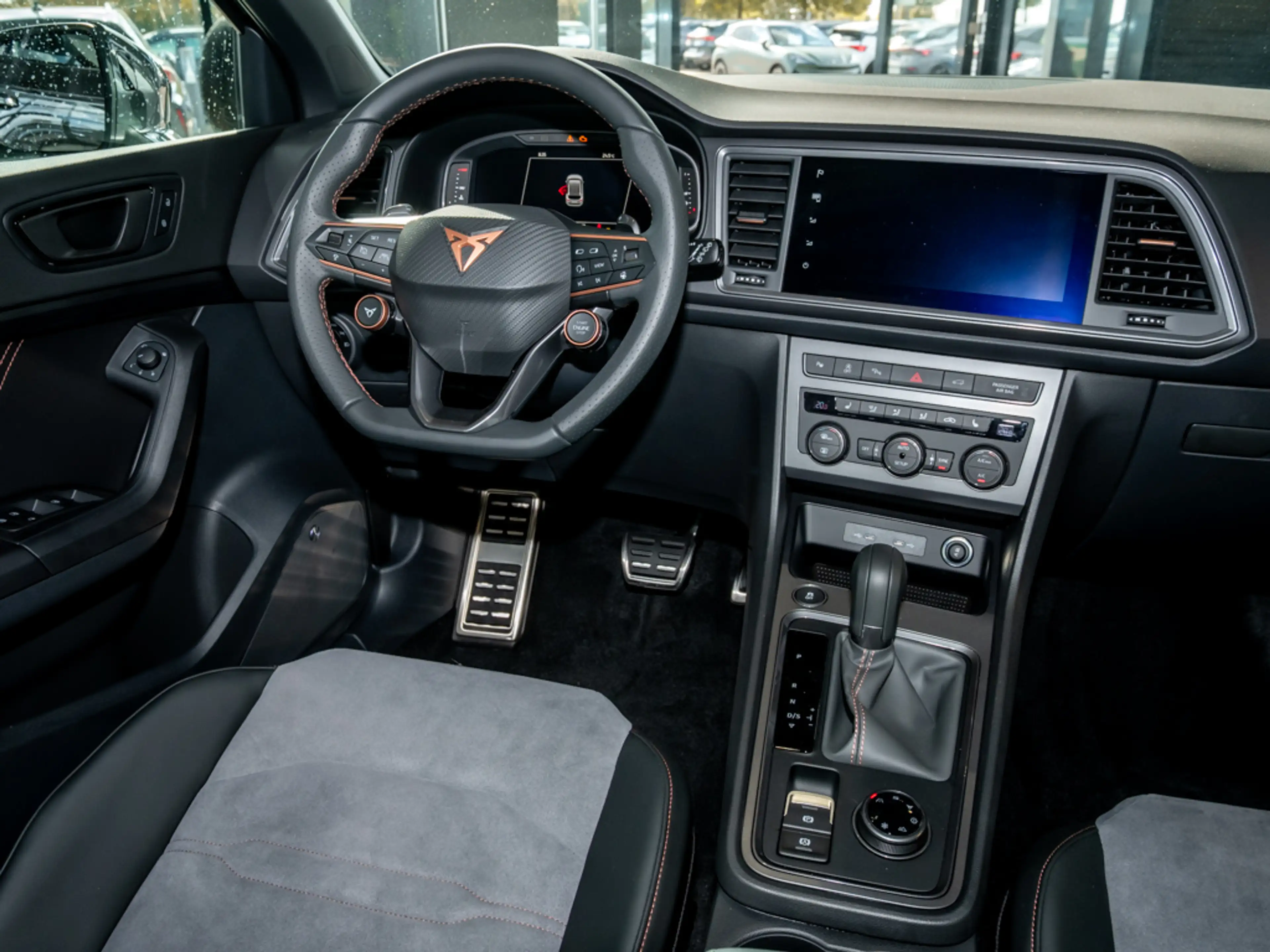 CUPRA Ateca VZ Tribe Edition 2.0TSI DSG 4Drive AHK/LED — photo 7