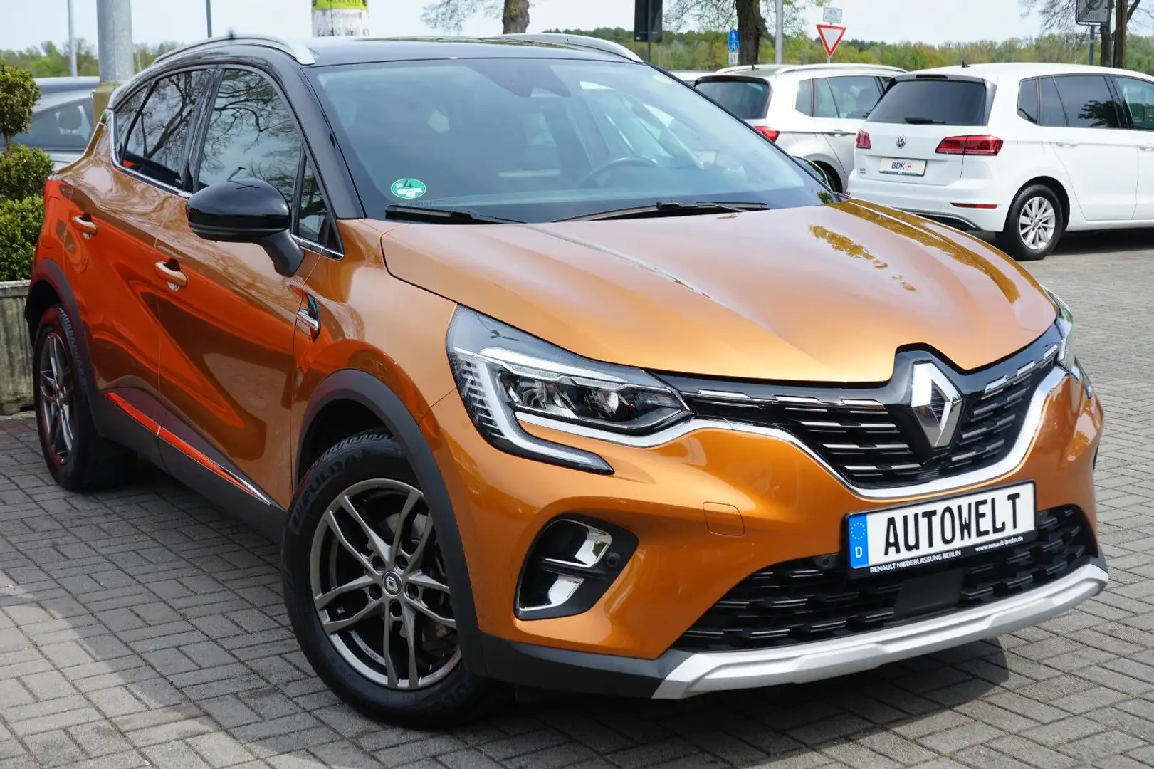 Renault Captur E-TECH Plug-In 160 Intens Orange - 2