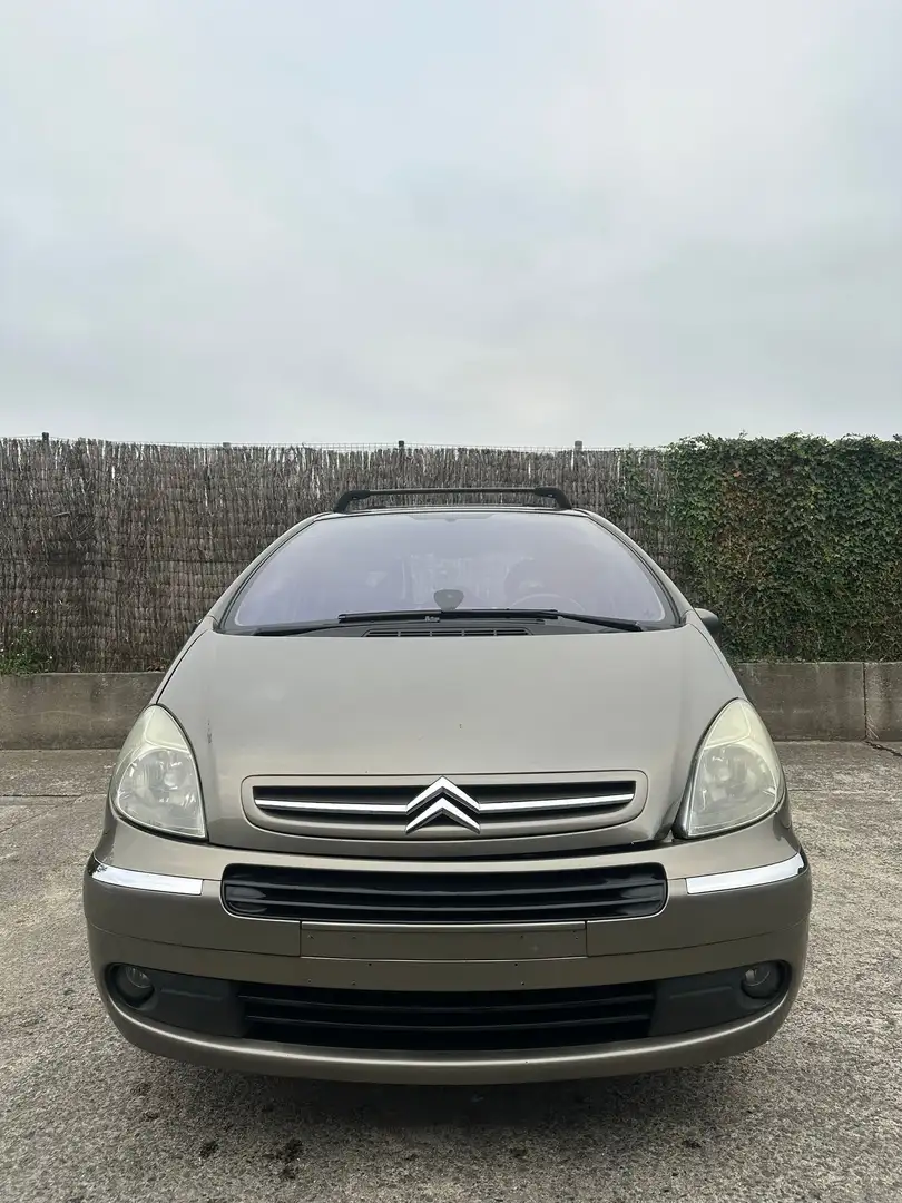 Citroen Xsara Picasso 1.6i Exclusive - 2