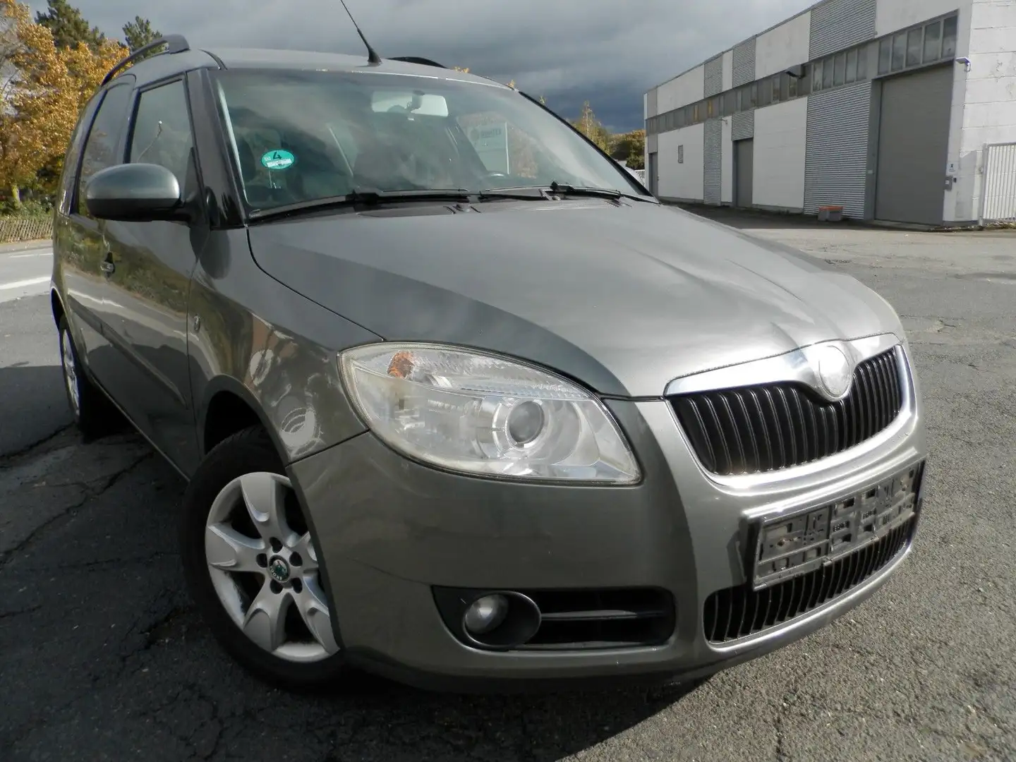 Skoda Roomster Comfort*Klima*Sitzhzg.* Verde - 2