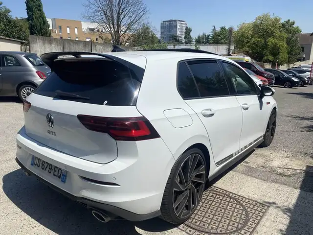 Volkswagen Golf view 12
