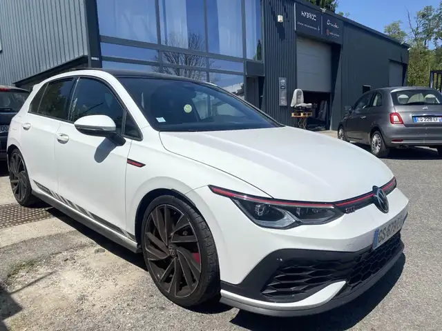 Volkswagen Golf view 9