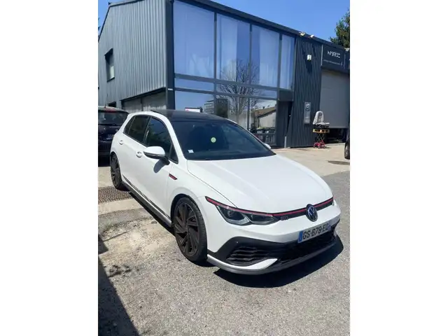 Volkswagen Golf view 5