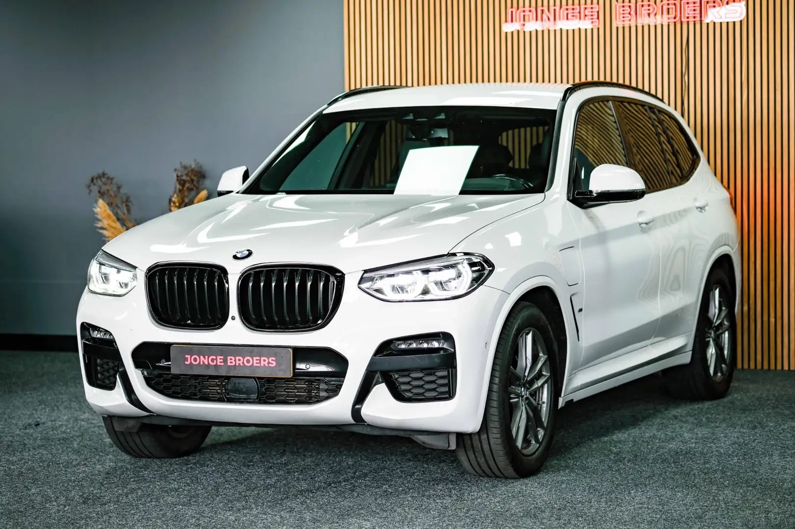BMW X3 XDrive30e eDrive Edition |M-Sport|360|Head-Up Wit - 2