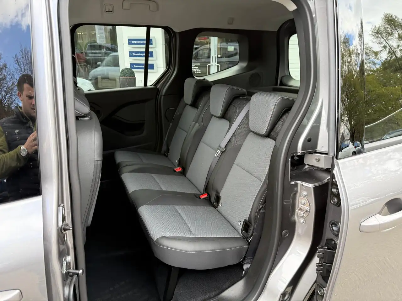 Renault Kangoo III Techno*RFK*SHZ*Navi*LED*FLA*AppCo*SHA 18
