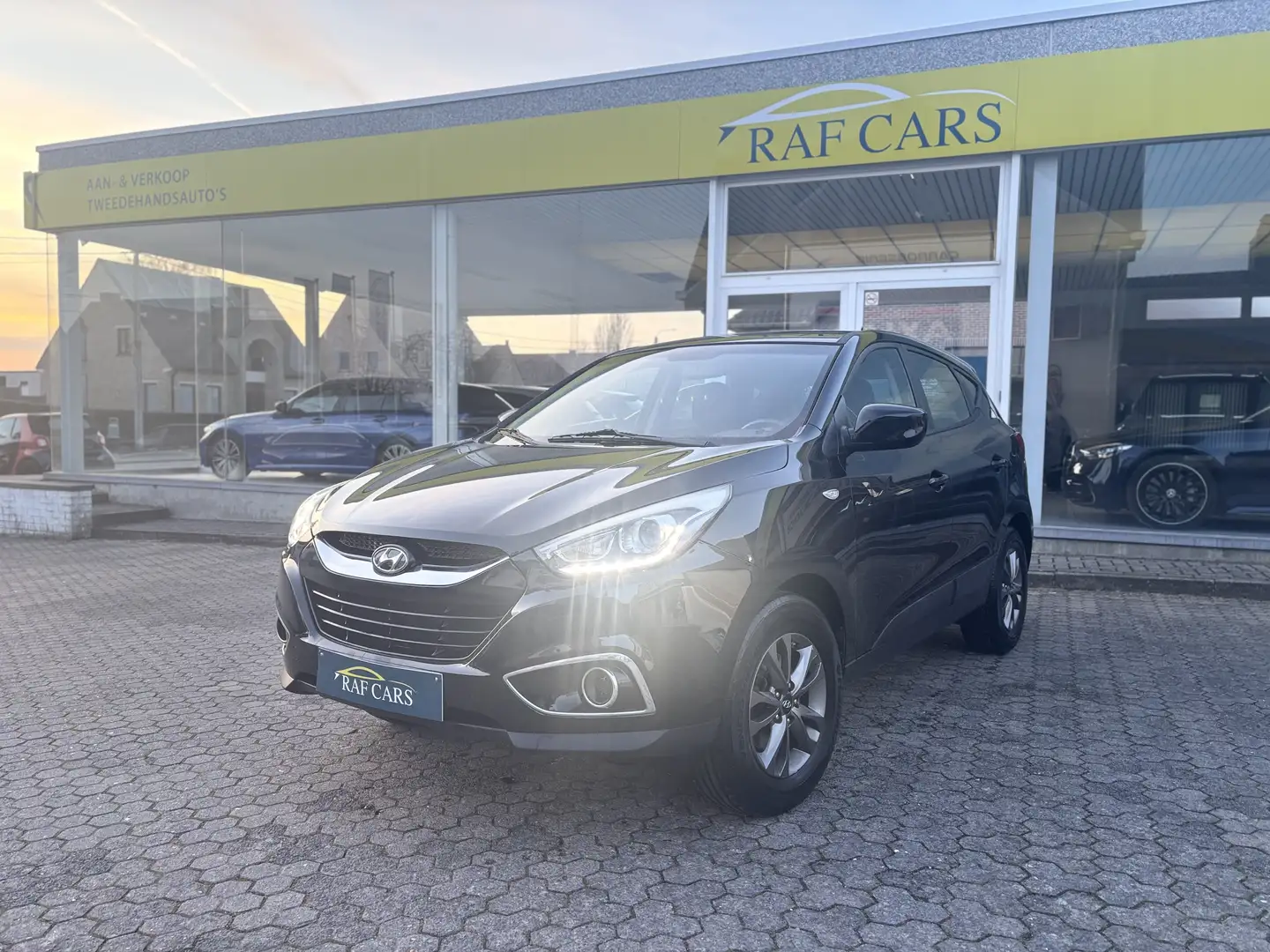 Hyundai iX35 iX35 1.6i 2WD / GARANTIE / CARPASS! / Noir - 1