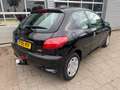 Peugeot 206 1.4 XR 69000 KM APK NIEUW Zwart - thumbnail 2