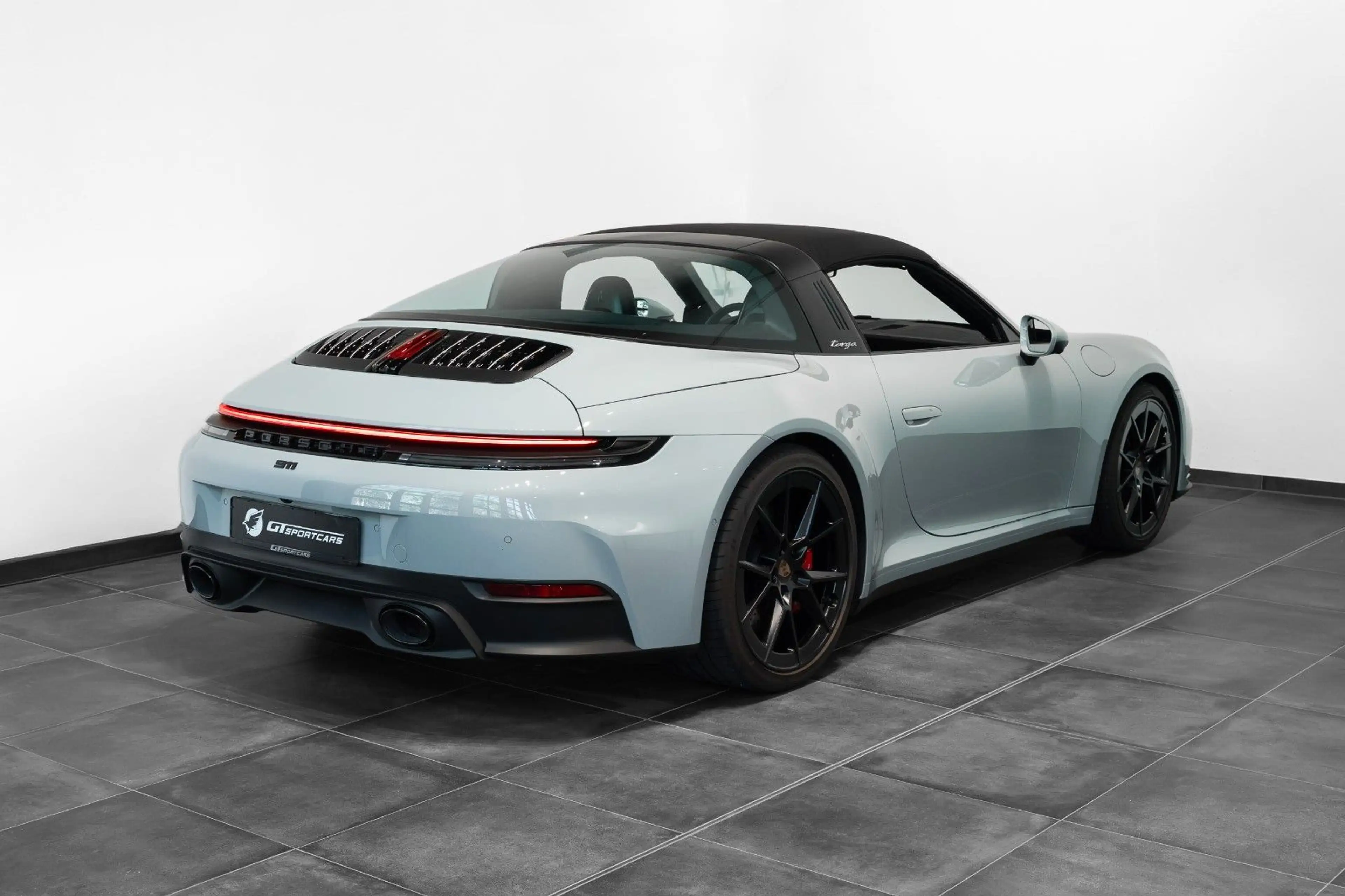 Porsche 992 Targa 4S SportAga I BOSE I 360° I Shadegreen — photo 7