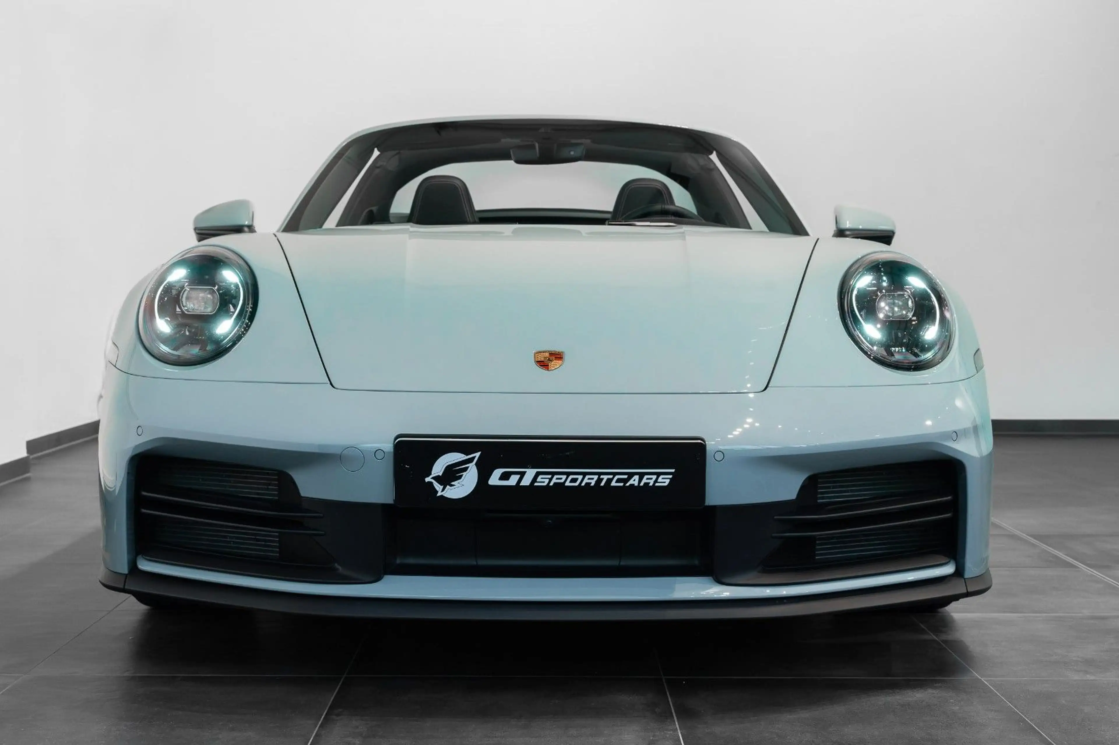 Porsche 992 Targa 4S SportAga I BOSE I 360° I Shadegreen — photo 2