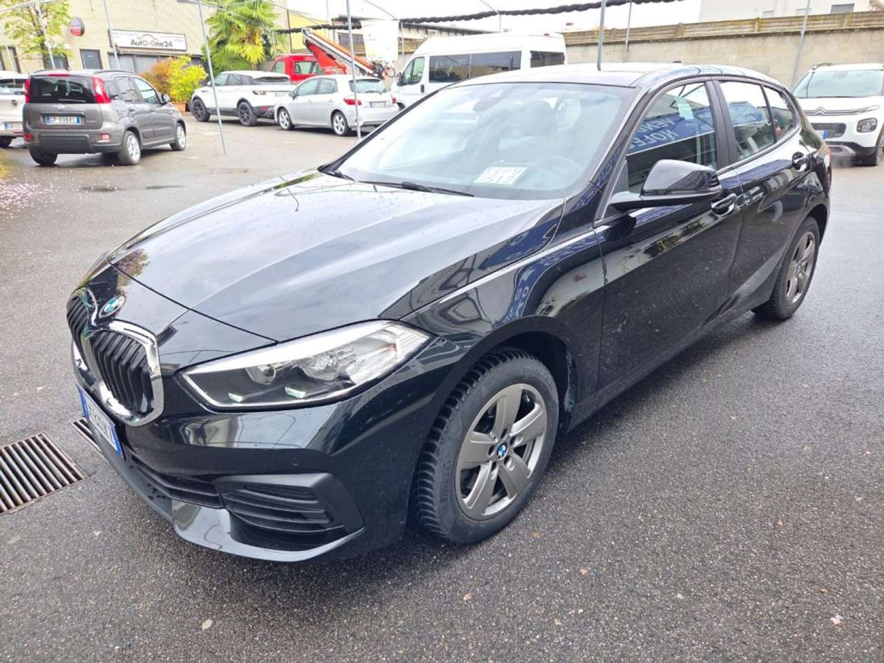 BMW 116 d 5p. Business Advantage