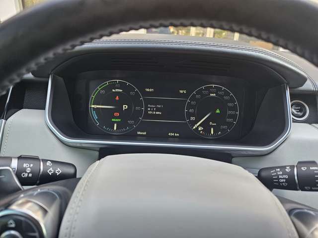 Land Rover Range Rover Range Rover SDV6 Hybrid SVAutobiography