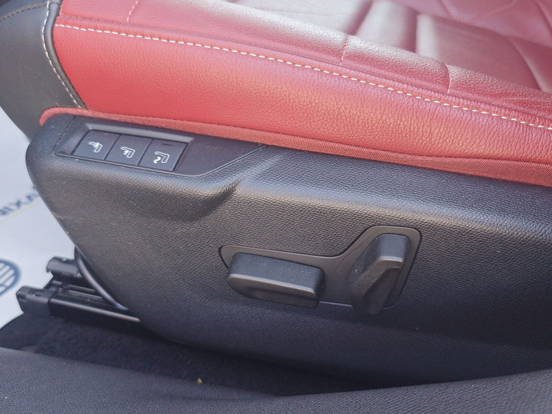 Citroen C4 Shine Pack EAT8 *Leder/ACC/Camera/Head-Up* — photo 11