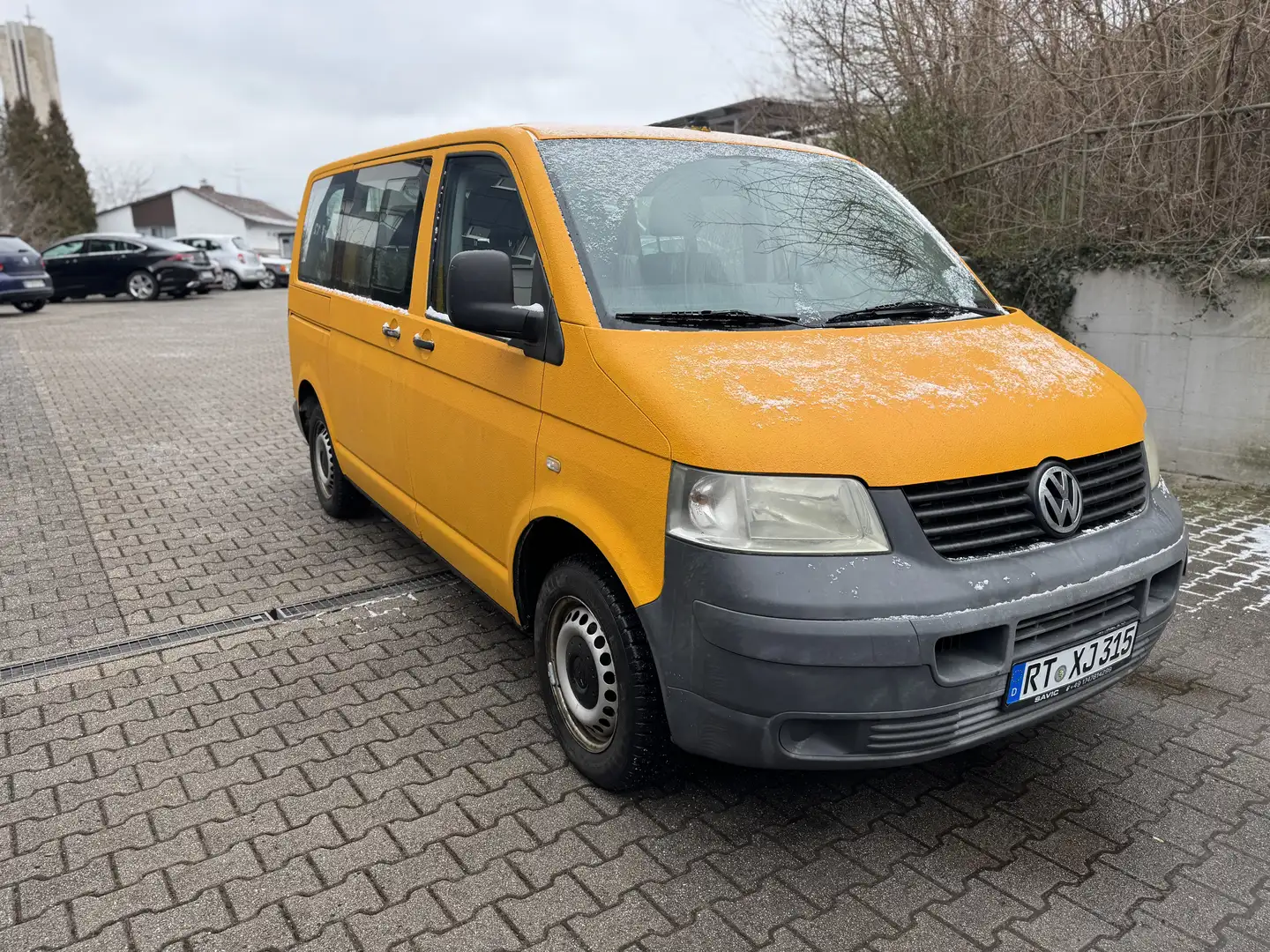 Volkswagen T5 Multivan 4MOTION DPF Concert Orange - 1