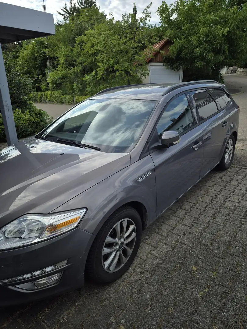 Ford Mondeo Champions Edition Maro - 1