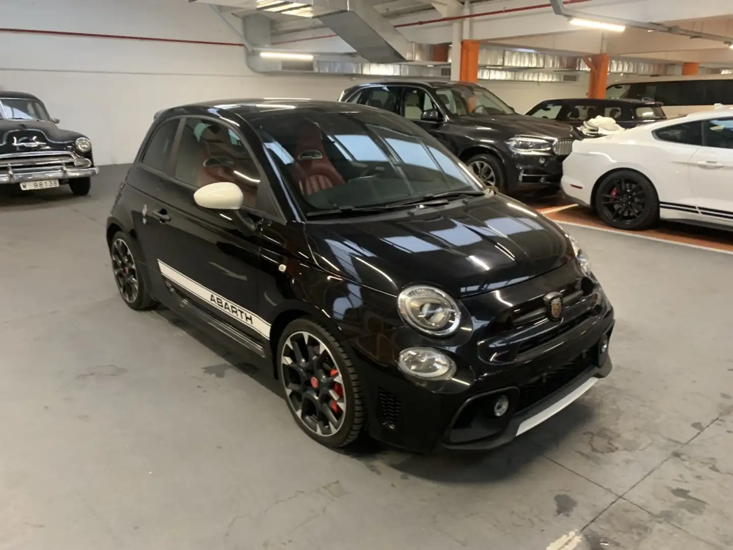 Abarth 595 1.4T JET COMPETIZIONE 132KW Schwarz - 2