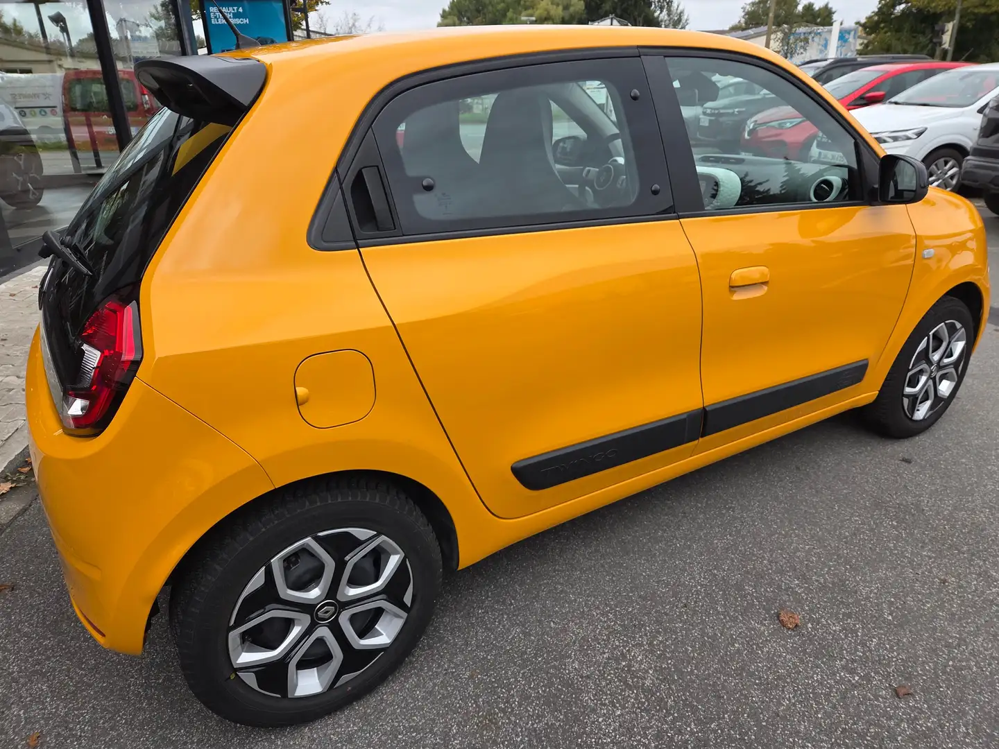 Renault Twingo Twingo SCe 65 Equilibre Amarillo - 2