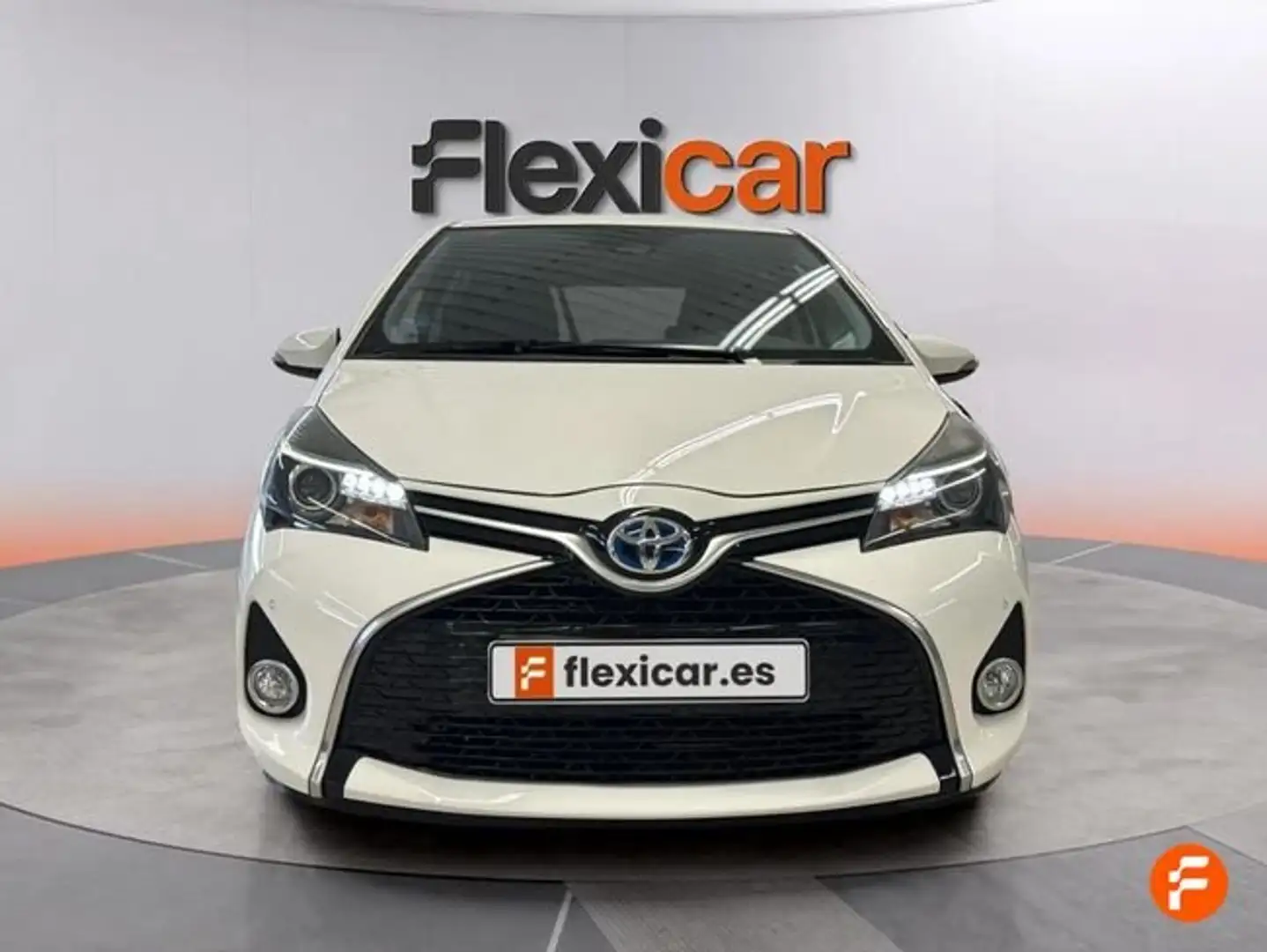 Toyota Yaris 1.5 Hybrid Feel Blanco - 2