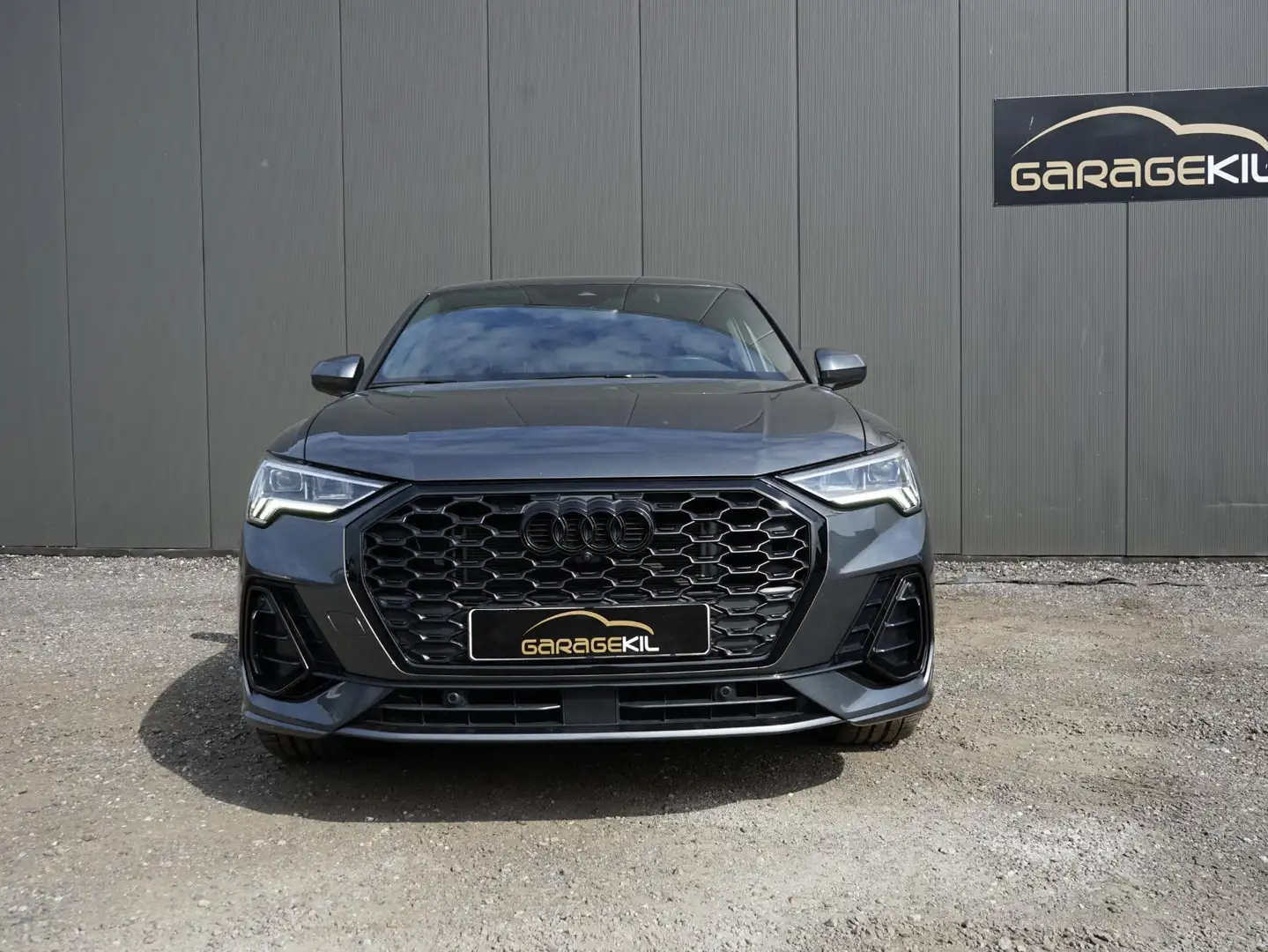 Audi Q3 Sportback 45 TFSI e S Edition Dealeronderh. / B&O Gris - 2