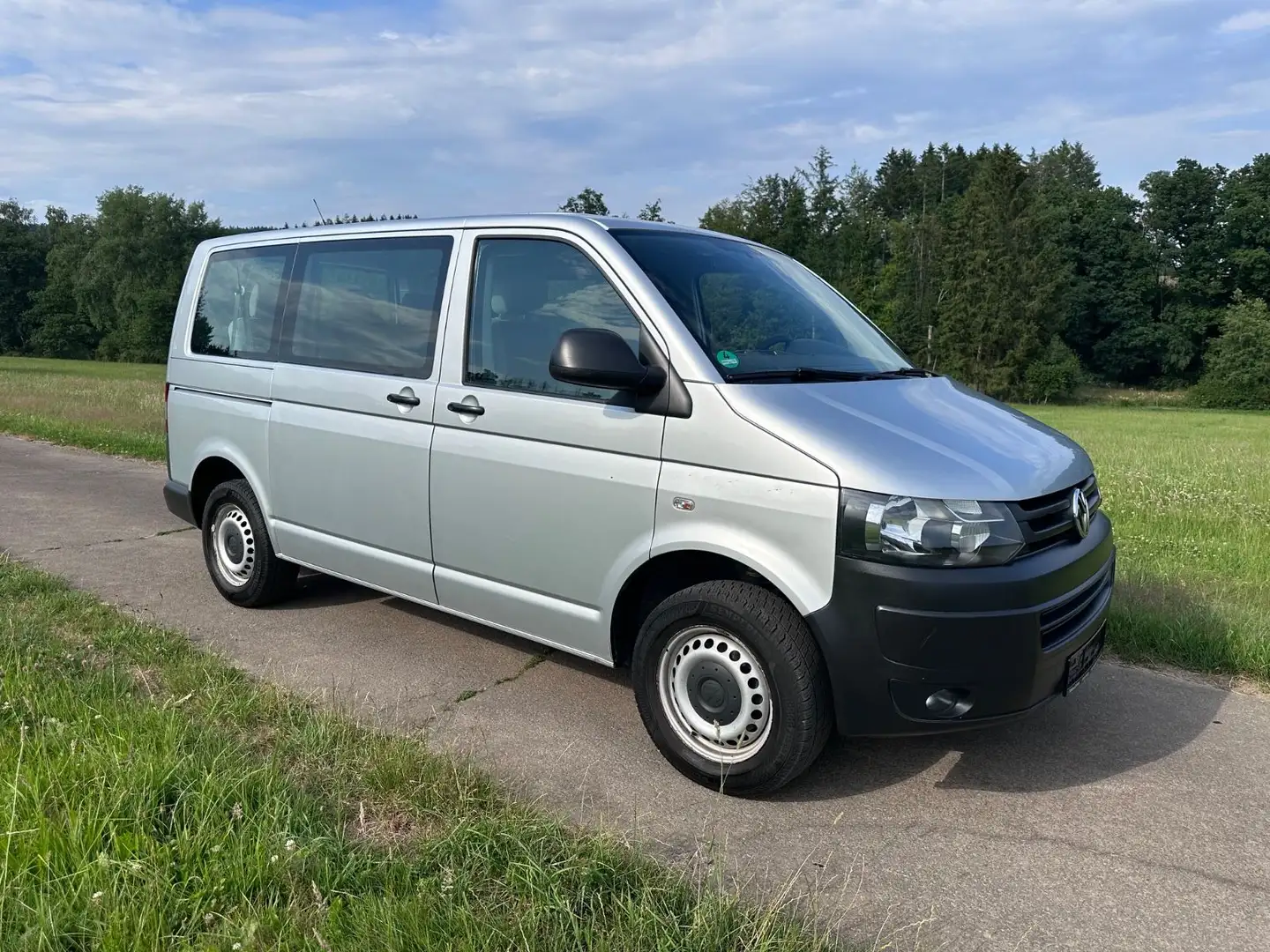 Volkswagen T5 Transporter Kasten-Kombi 1.Hand Scheckheft Silber - 2
