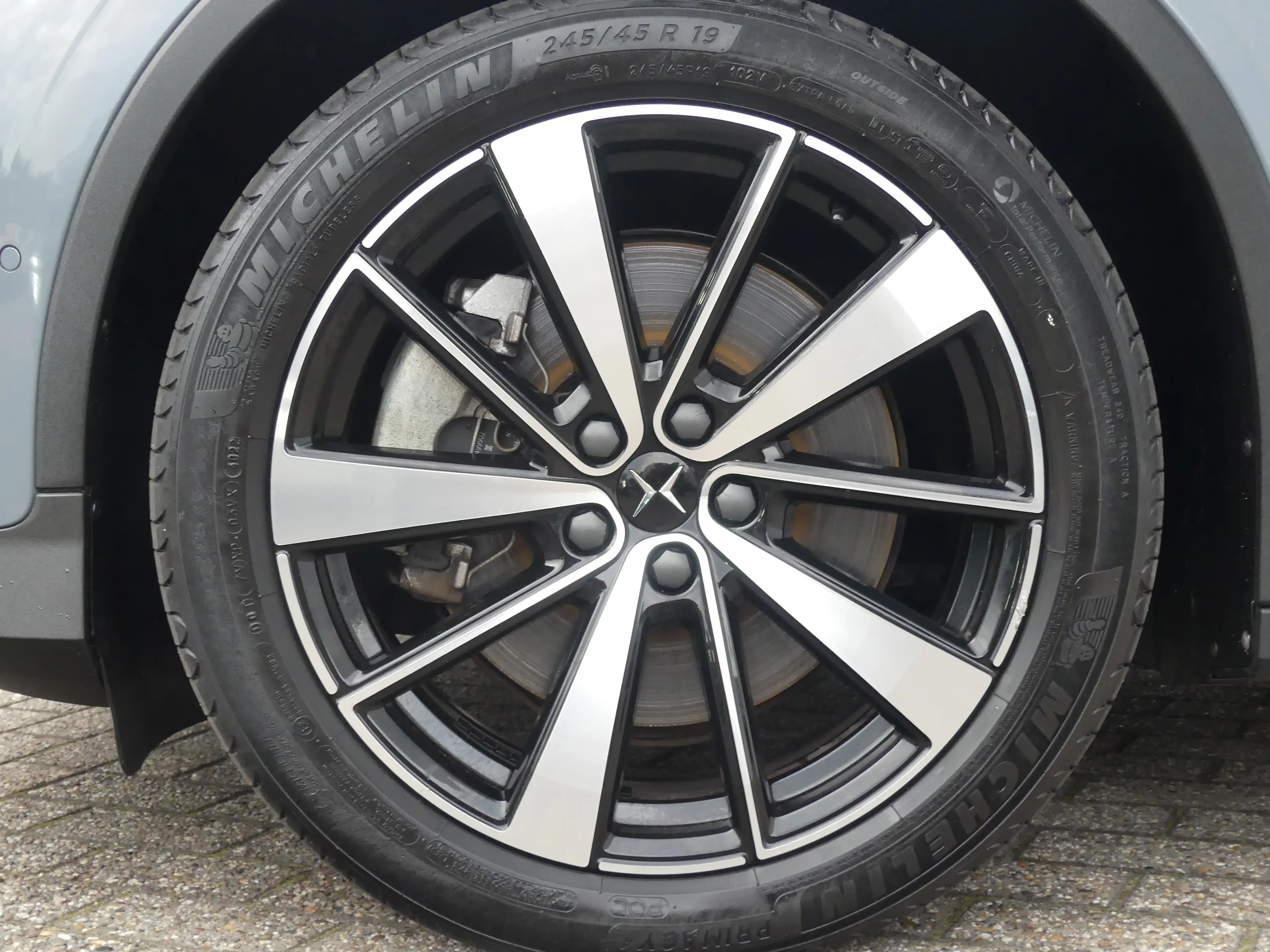 Polestar 2 Long Range Dual Motor Launch Edition 78kWh | SOH 9 — photo 9