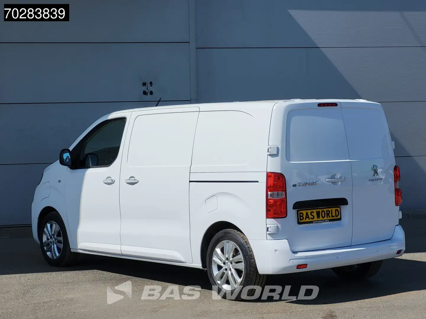 Peugeot Expert 136PK Elektrisch 330km WLTP 75kWh LED Navi Airco C Wit - 2