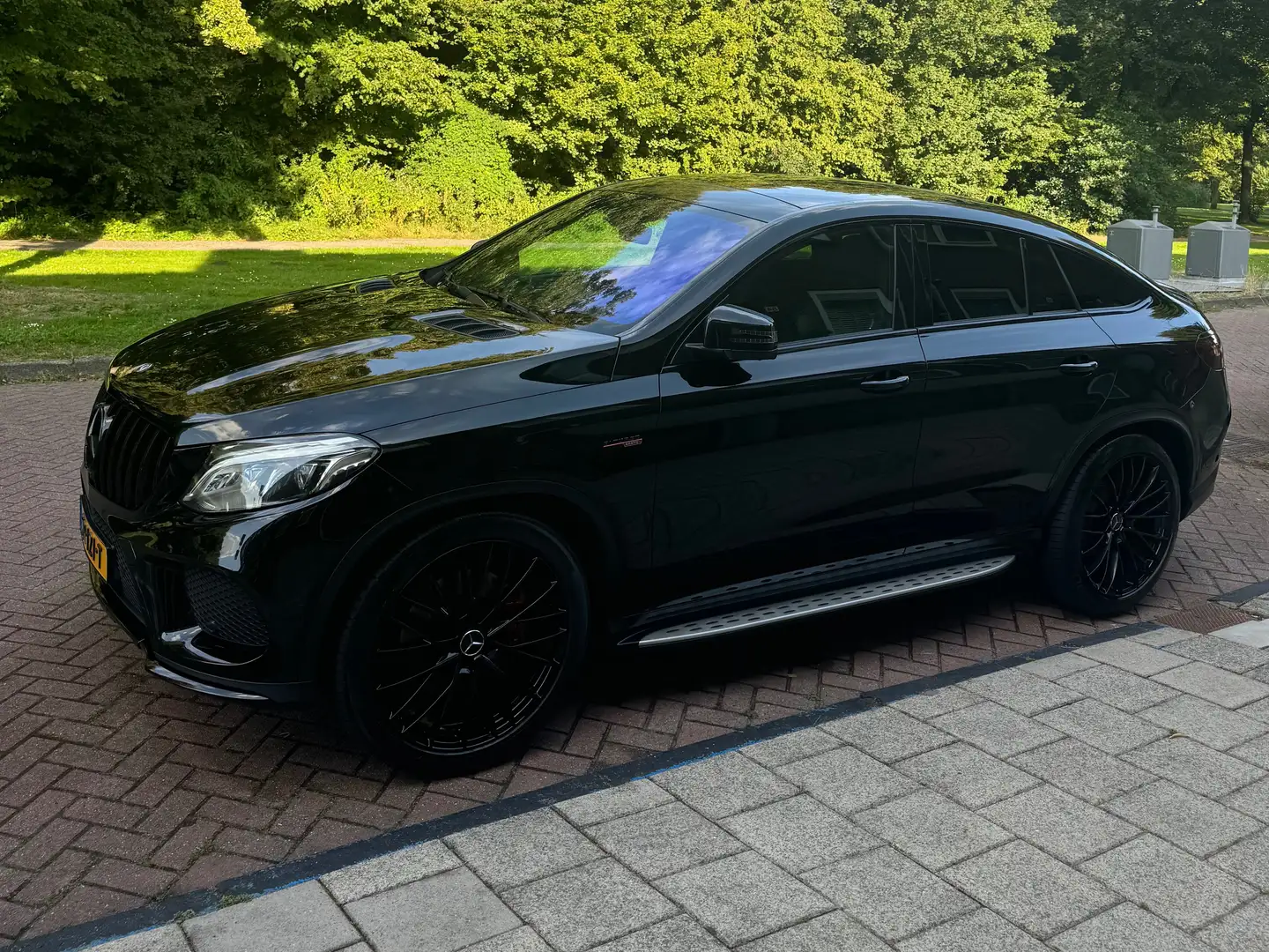 Mercedes-Benz GLE 43 AMG GLE 43 AMG 4MATIC Fekete - 1