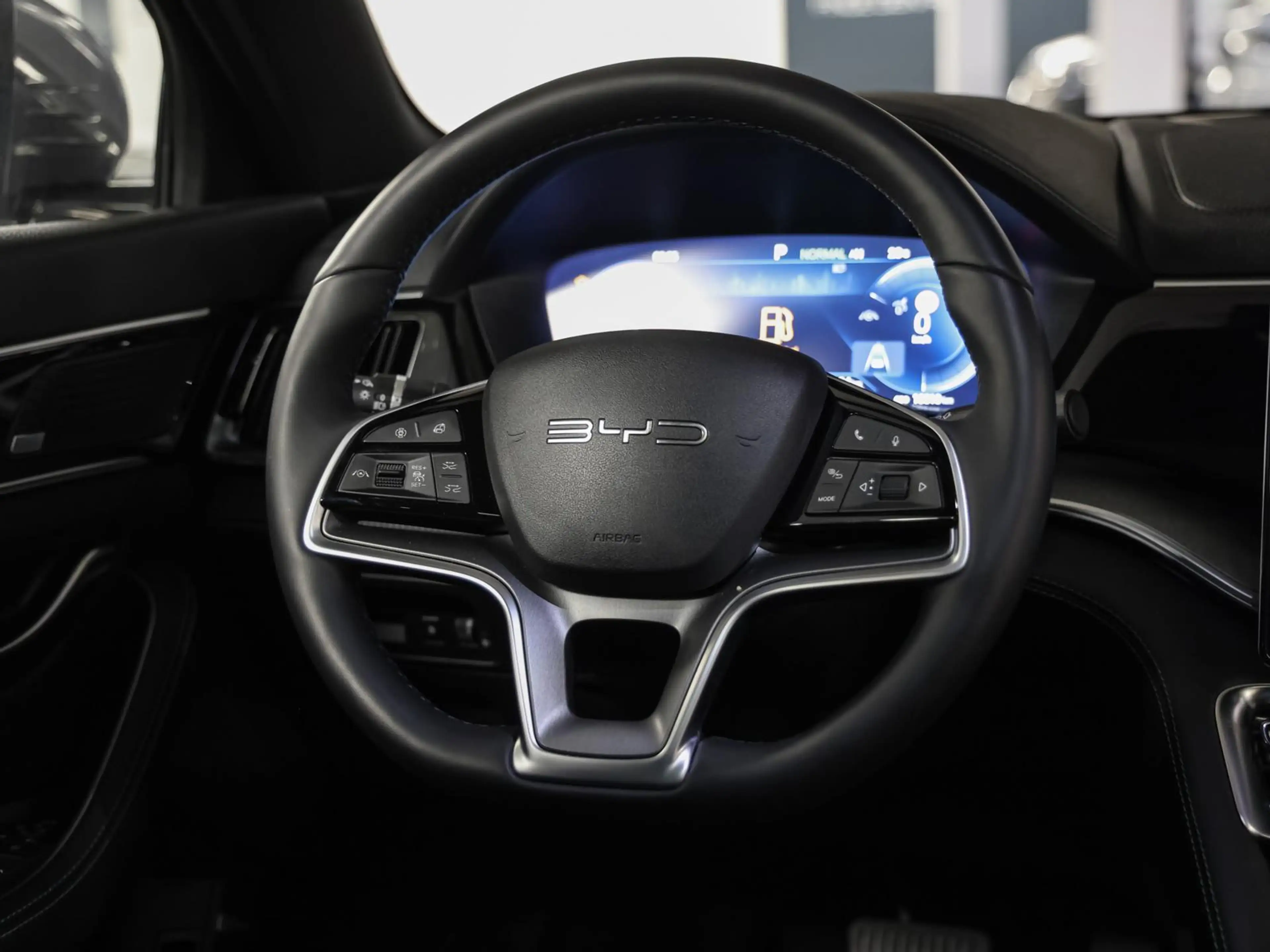 BYD Seal U PHEV Boost LEDER SD NAVI SHZ PDC KLIMA BT — photo 13